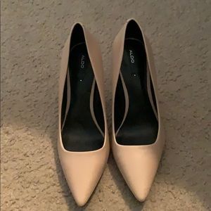 Beige heels